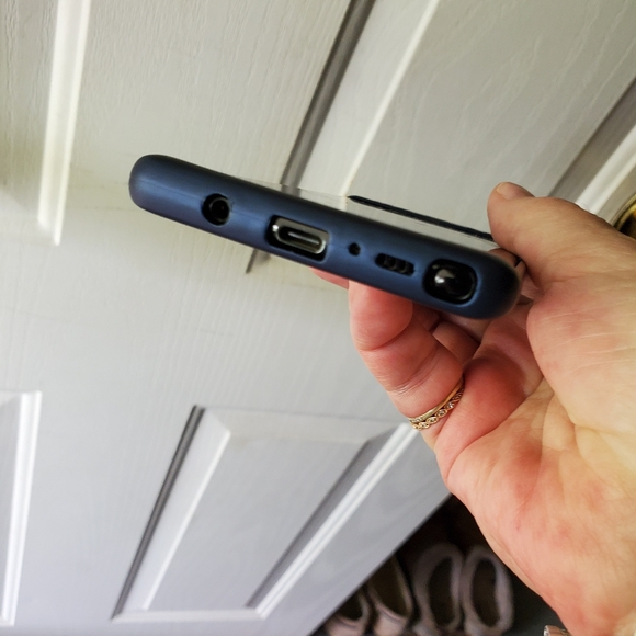 Note 8 Case - Picture 4 of 4